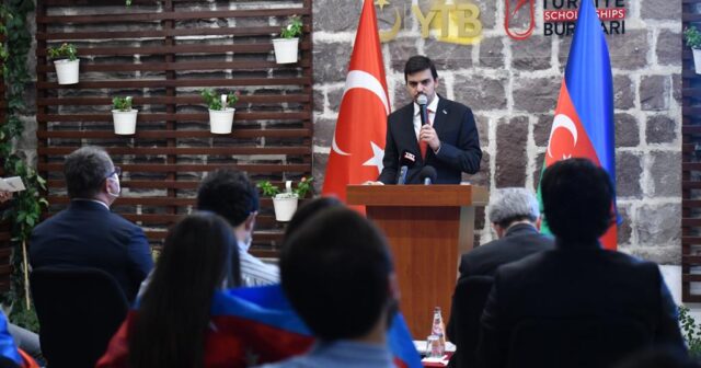 YTB’den “Türkiye-Azerbaycan Dayanışma Programı”