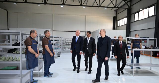 İlham Aliyev “PIRSHAGHI” ayakkabı fabrikasının Laçın şubesinin açılışına katıldı