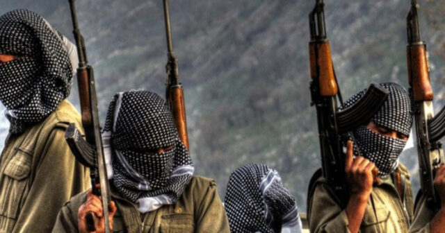 Terör örgütü PKK kendini feshetti