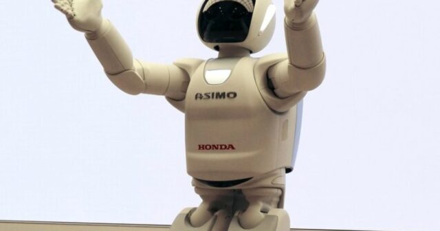 Japonya’da doğal afetler zamanı yardım için insansız robotlar hazırlanacak