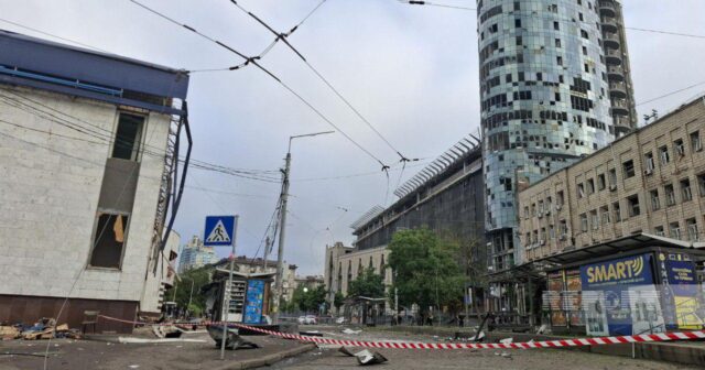 Rusya Kiev’de Azerbaycan Büyükelçiliği çevresini bombaladı