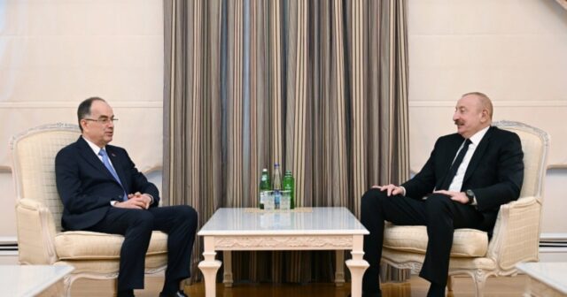 Arnavutluk Cumhurbaşkanı İlham Aliyev’i tebrik etti