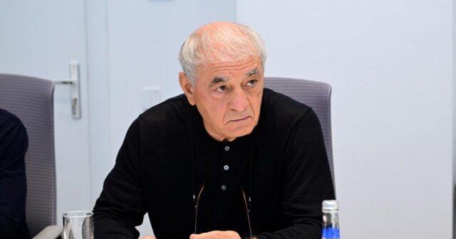 Azerbaycan Cumhurbaşkanı Fahreddin Manafov’u ödüllendirdi